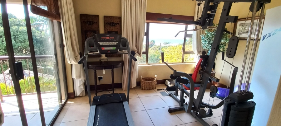 5 Bedroom Property for Sale in Umtentweni KwaZulu-Natal