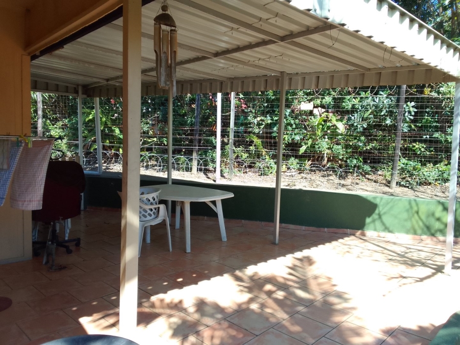 2 Bedroom Property for Sale in Hibberdene KwaZulu-Natal