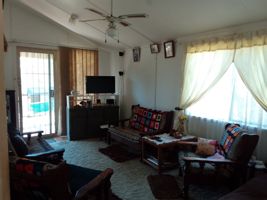 2 Bedroom Property for Sale in Hibberdene KwaZulu-Natal