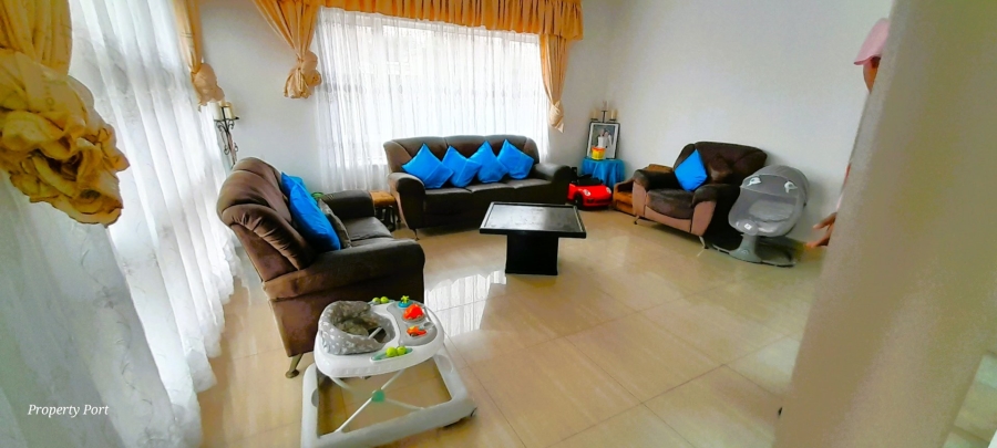 4 Bedroom Property for Sale in Oslo Beach KwaZulu-Natal