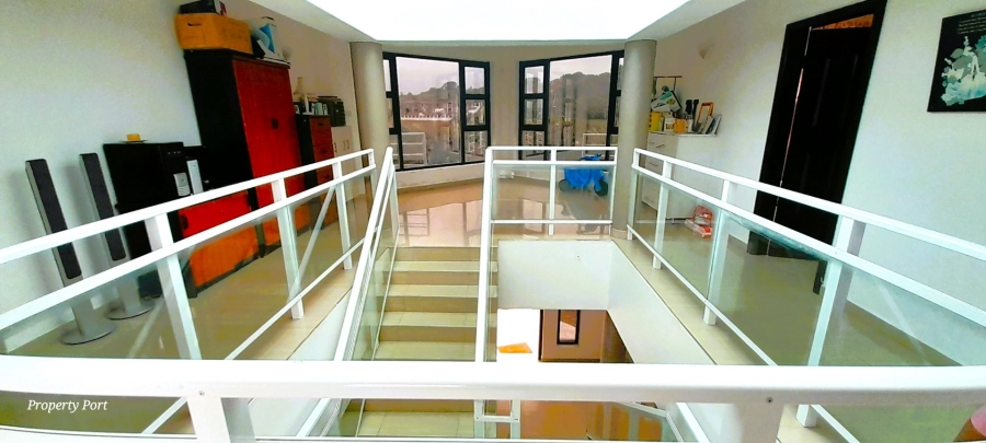 4 Bedroom Property for Sale in Oslo Beach KwaZulu-Natal