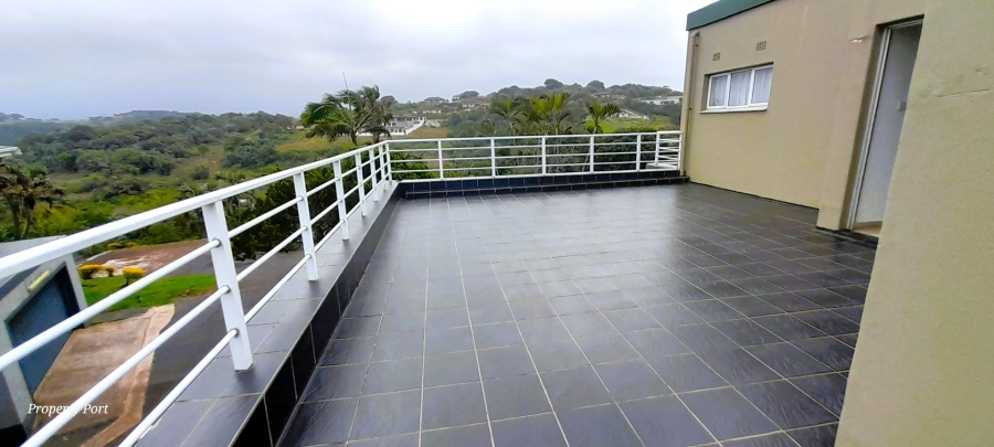 4 Bedroom Property for Sale in Oslo Beach KwaZulu-Natal
