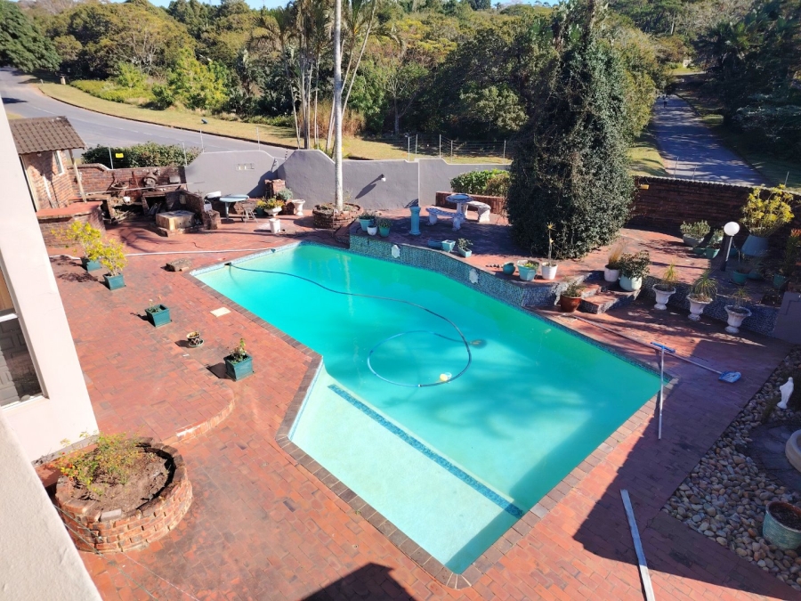 7 Bedroom Property for Sale in Uvongo KwaZulu-Natal