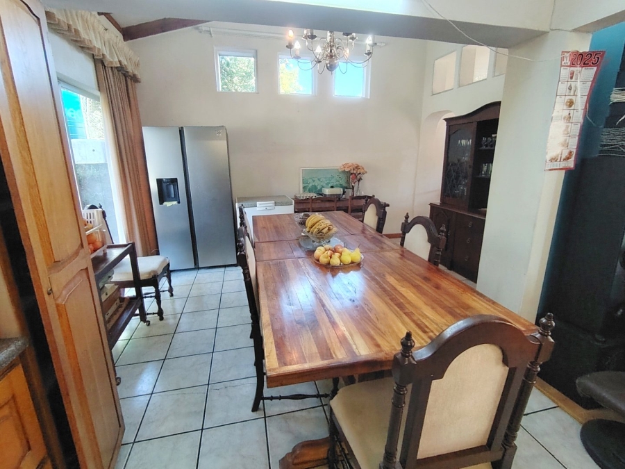 7 Bedroom Property for Sale in Uvongo KwaZulu-Natal