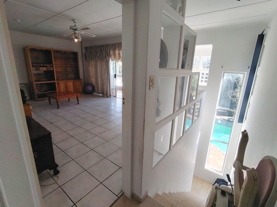 7 Bedroom Property for Sale in Uvongo KwaZulu-Natal