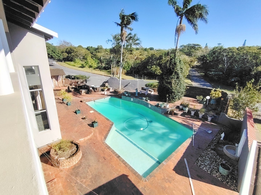 7 Bedroom Property for Sale in Uvongo KwaZulu-Natal