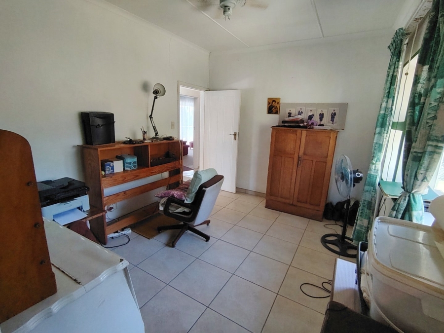7 Bedroom Property for Sale in Uvongo KwaZulu-Natal