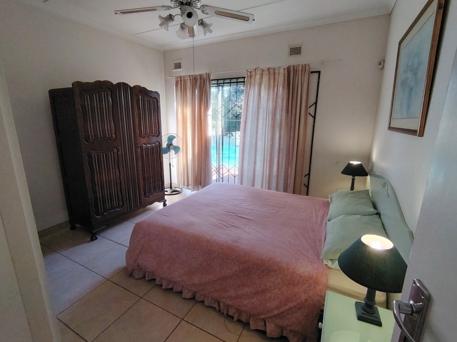 7 Bedroom Property for Sale in Uvongo KwaZulu-Natal