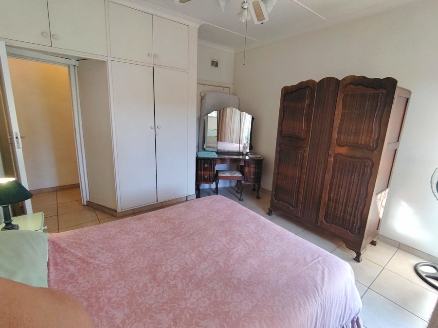 7 Bedroom Property for Sale in Uvongo KwaZulu-Natal