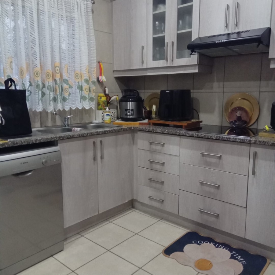 3 Bedroom Property for Sale in Margate KwaZulu-Natal