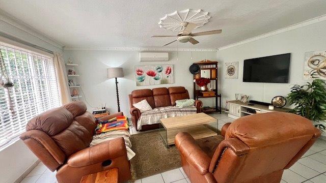 2 Bedroom Property for Sale in Uvongo KwaZulu-Natal