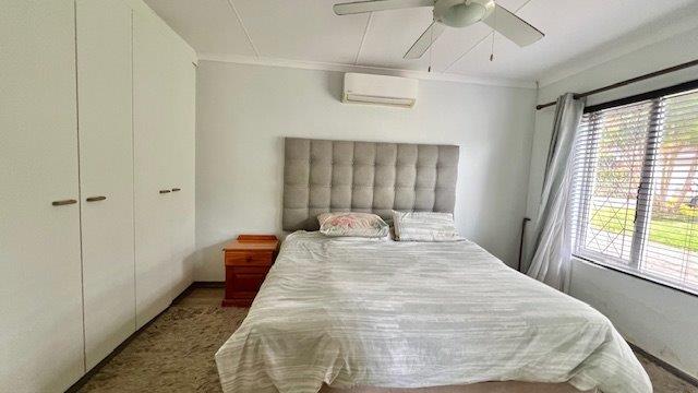 2 Bedroom Property for Sale in Uvongo KwaZulu-Natal