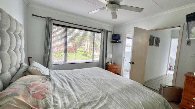 2 Bedroom Property for Sale in Uvongo KwaZulu-Natal