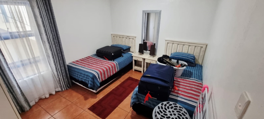  Bedroom Property for Sale in Beacon Rocks KwaZulu-Natal