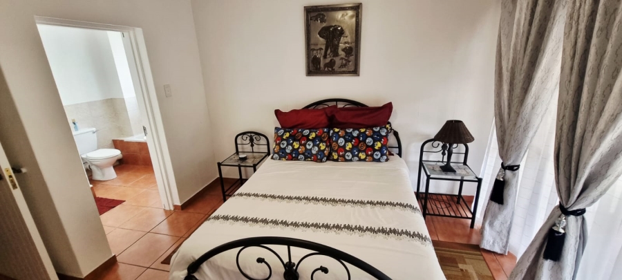  Bedroom Property for Sale in Beacon Rocks KwaZulu-Natal