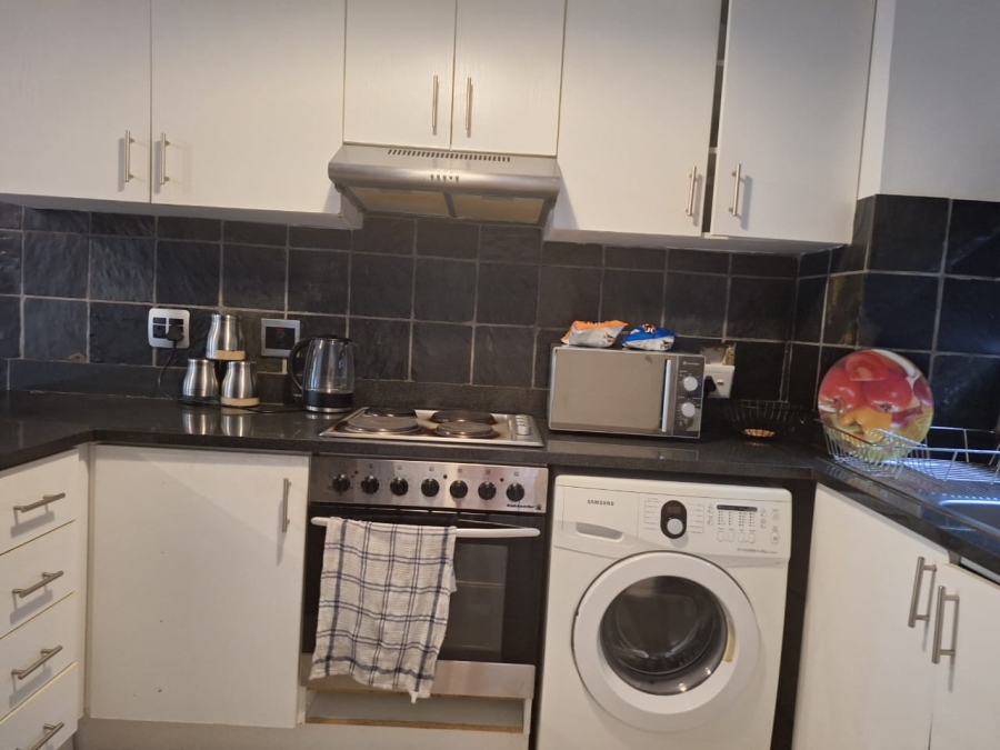 2 Bedroom Property for Sale in Essenwood KwaZulu-Natal