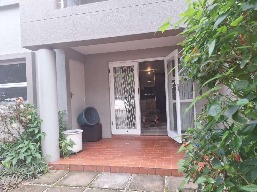 2 Bedroom Property for Sale in Essenwood KwaZulu-Natal