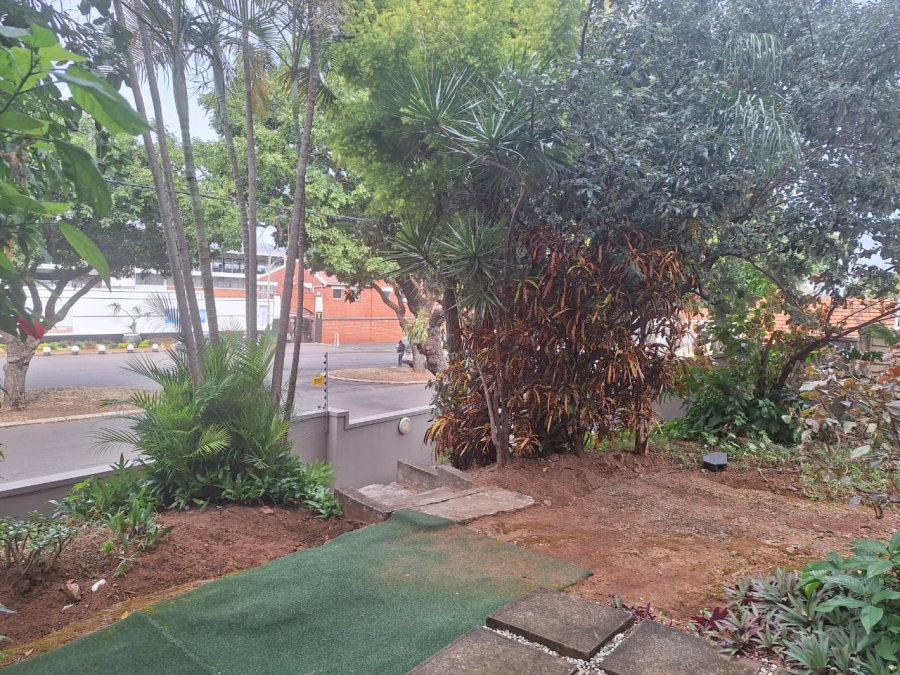 2 Bedroom Property for Sale in Essenwood KwaZulu-Natal