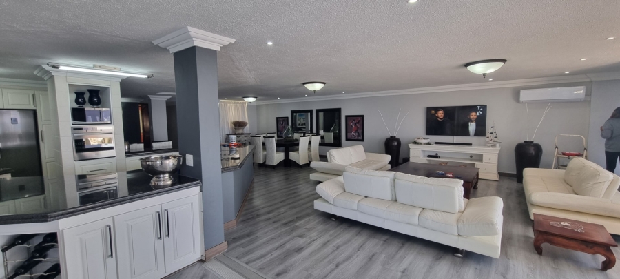 3 Bedroom Property for Sale in Margate KwaZulu-Natal