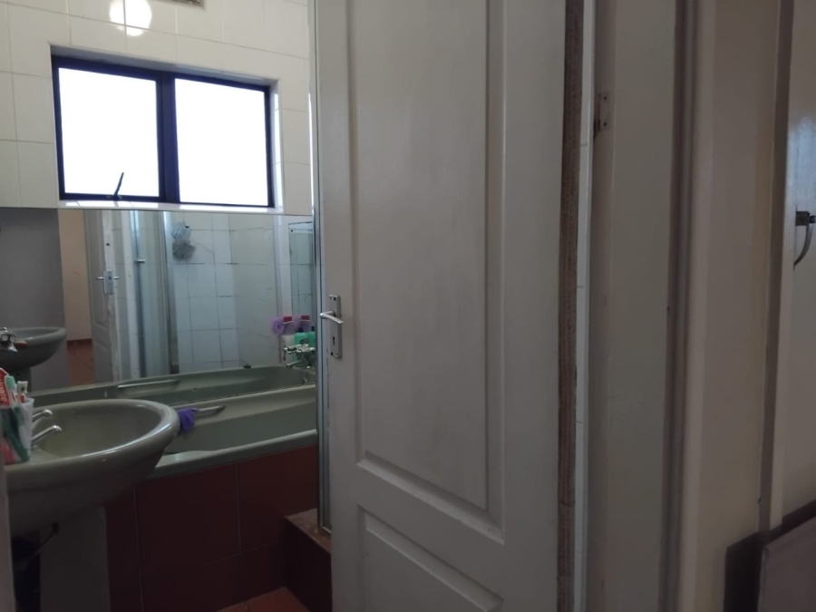 2 Bedroom Property for Sale in Windermere KwaZulu-Natal
