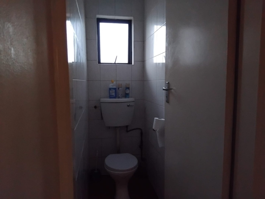 2 Bedroom Property for Sale in Windermere KwaZulu-Natal