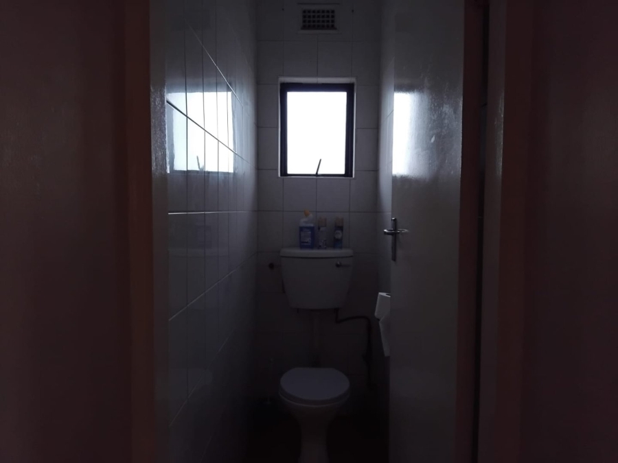 2 Bedroom Property for Sale in Windermere KwaZulu-Natal
