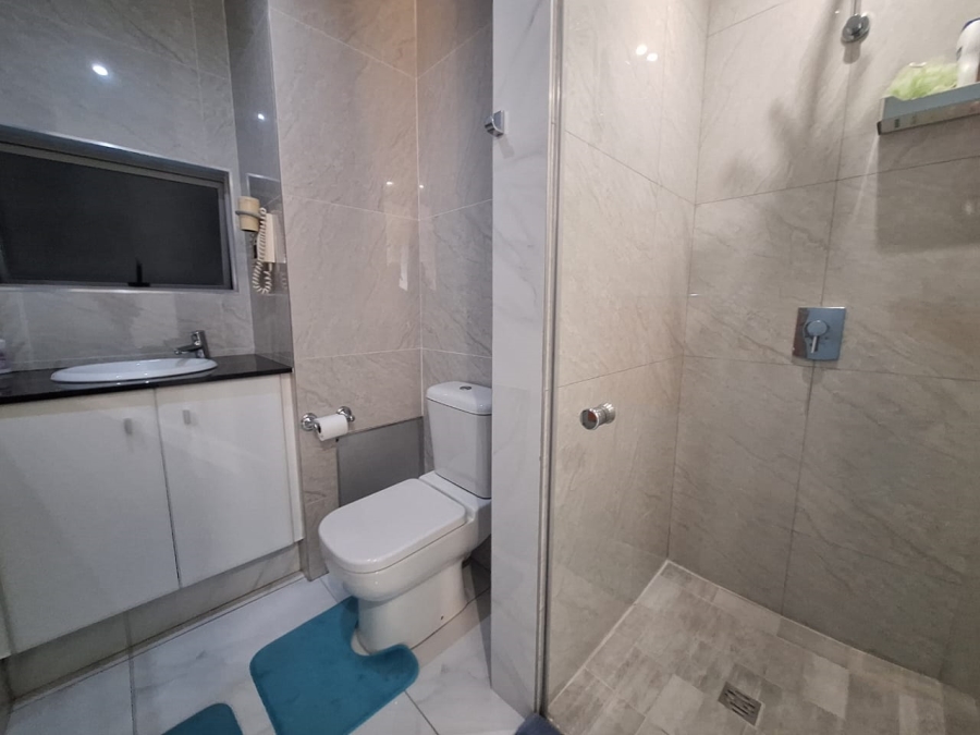 2 Bedroom Property for Sale in Point Waterfront KwaZulu-Natal