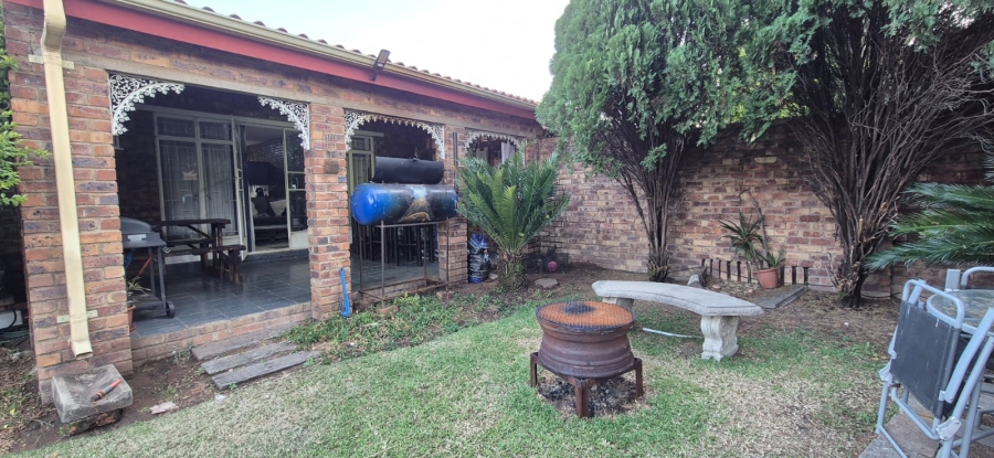 3 Bedroom Property for Sale in Huttenheights KwaZulu-Natal
