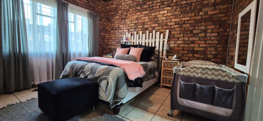 3 Bedroom Property for Sale in Huttenheights KwaZulu-Natal