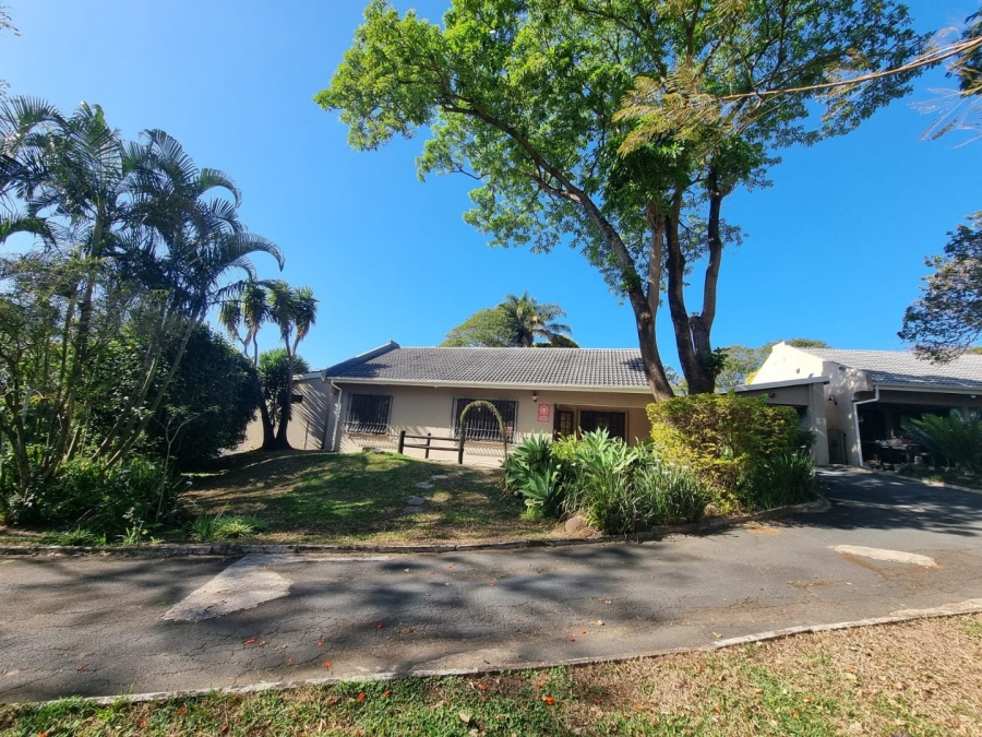 3 Bedroom Property for Sale in Umtentweni KwaZulu-Natal