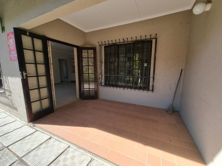 3 Bedroom Property for Sale in Umtentweni KwaZulu-Natal