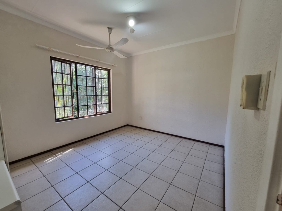 3 Bedroom Property for Sale in Umtentweni KwaZulu-Natal