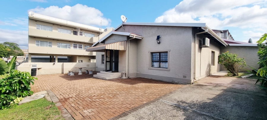 3 Bedroom Property for Sale in Uvongo Beach KwaZulu-Natal
