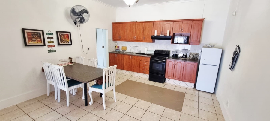3 Bedroom Property for Sale in Uvongo Beach KwaZulu-Natal