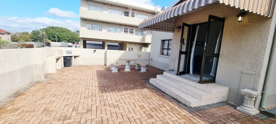 3 Bedroom Property for Sale in Uvongo Beach KwaZulu-Natal