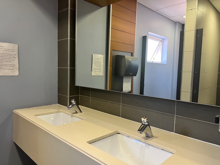 To Let commercial Property for Rent in La Lucia Ridge KwaZulu-Natal