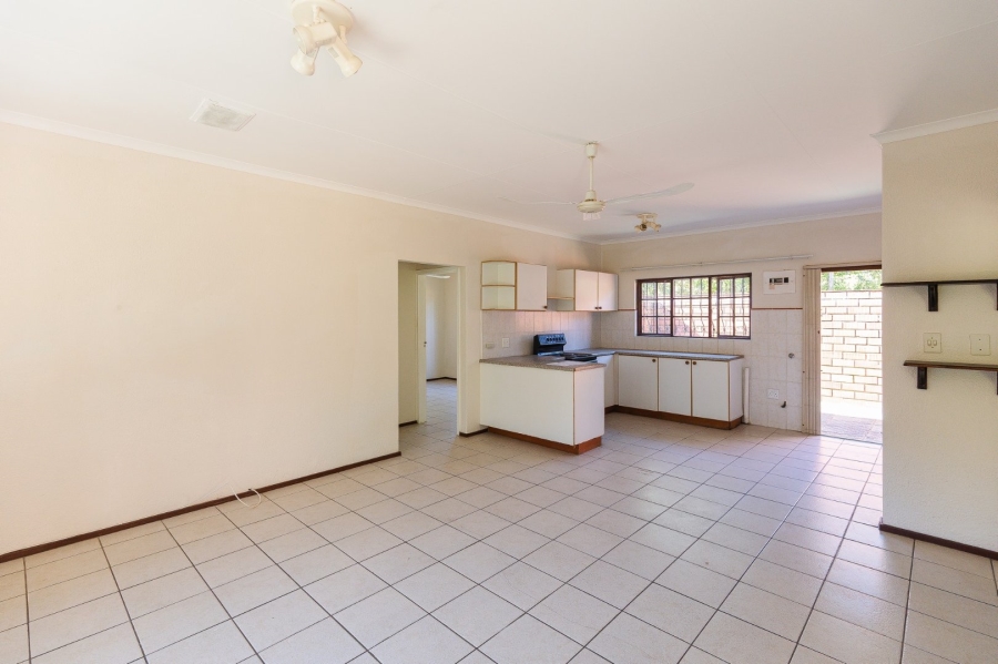 3 Bedroom Property for Sale in Umtentweni KwaZulu-Natal