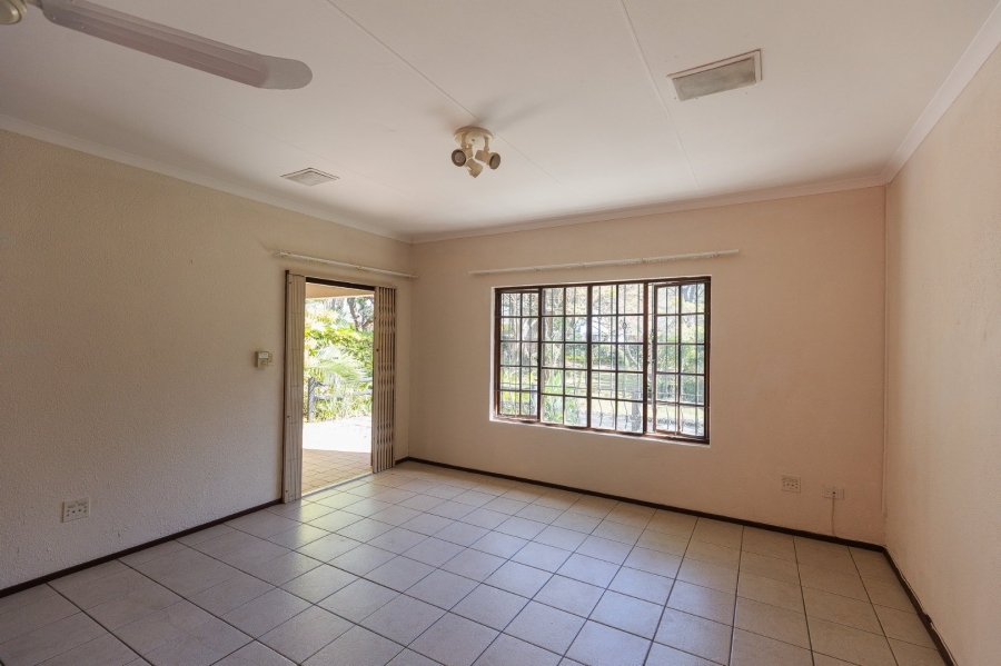 3 Bedroom Property for Sale in Umtentweni KwaZulu-Natal