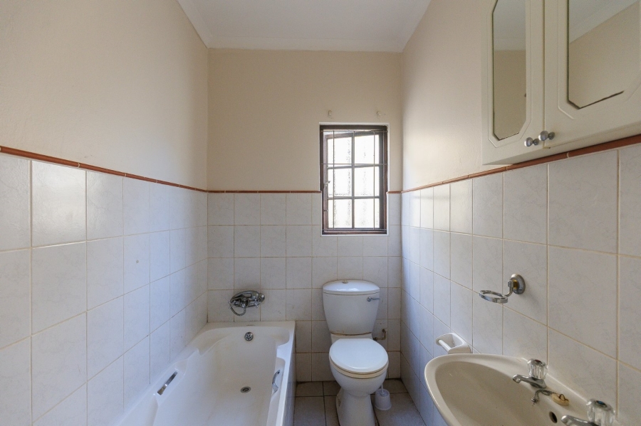 3 Bedroom Property for Sale in Umtentweni KwaZulu-Natal