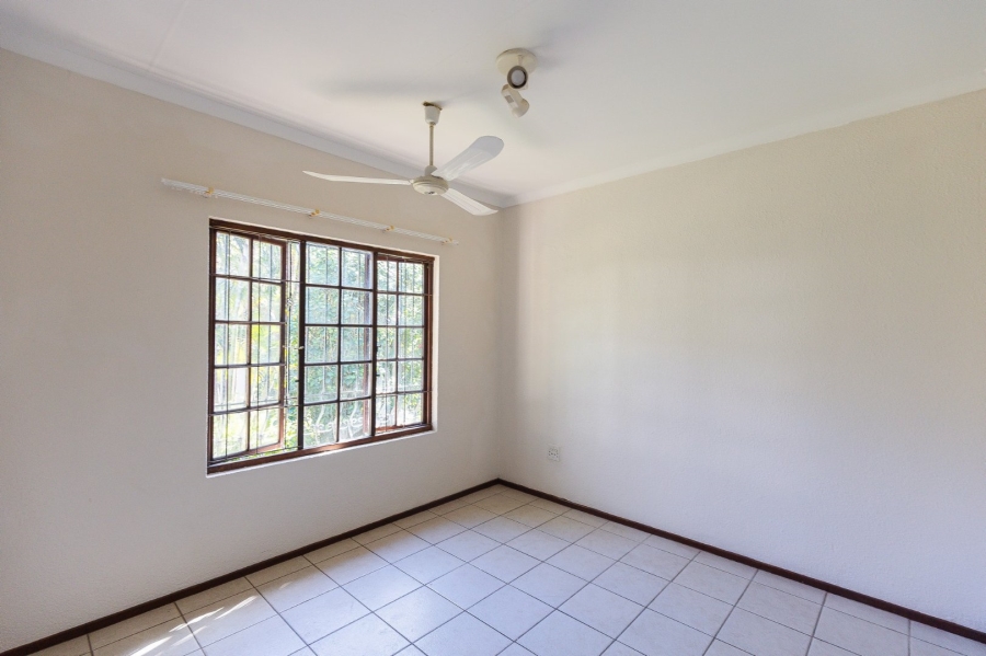 3 Bedroom Property for Sale in Umtentweni KwaZulu-Natal