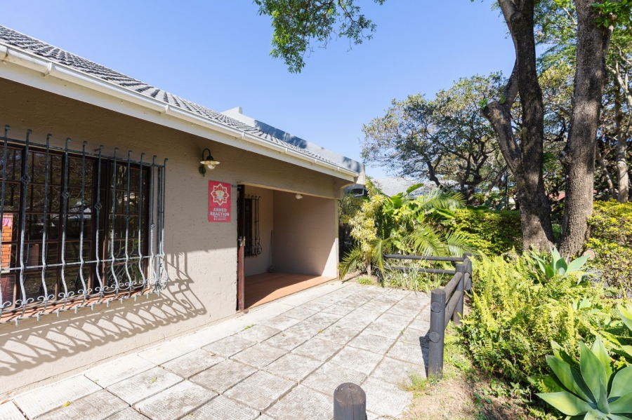 3 Bedroom Property for Sale in Umtentweni KwaZulu-Natal