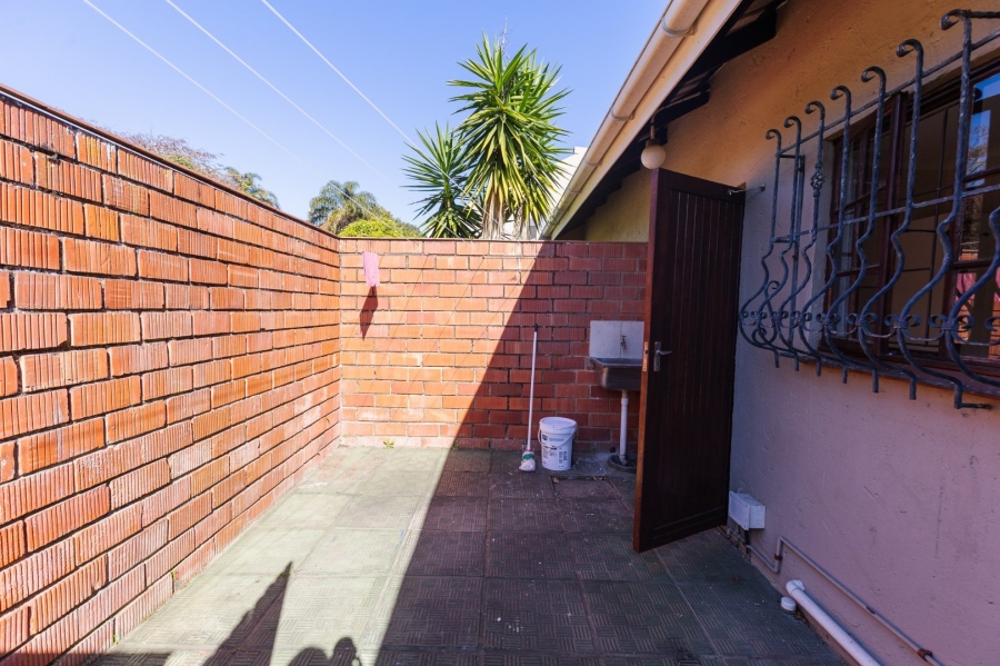 3 Bedroom Property for Sale in Umtentweni KwaZulu-Natal