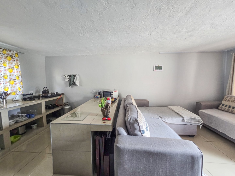 5 Bedroom Property for Sale in Uvongo KwaZulu-Natal