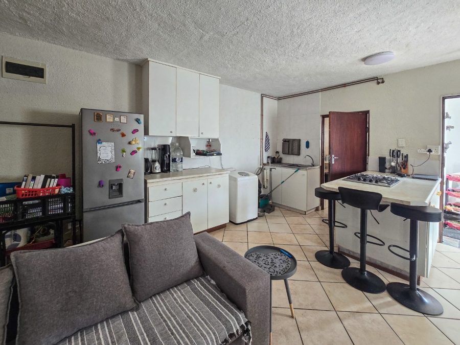 5 Bedroom Property for Sale in Uvongo KwaZulu-Natal