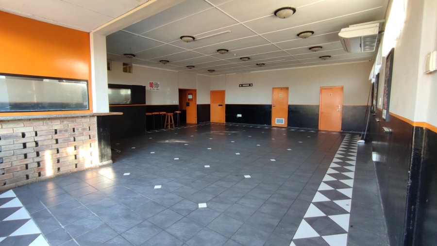Commercial Property for Sale in Anerley KwaZulu-Natal