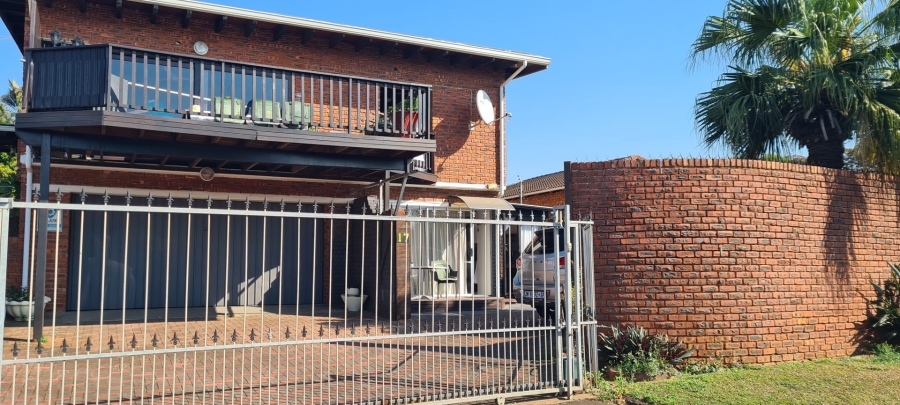 4 Bedroom Property for Sale in Durban North KwaZulu-Natal