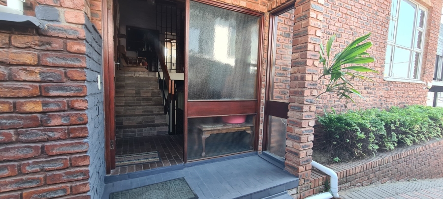 4 Bedroom Property for Sale in Durban North KwaZulu-Natal