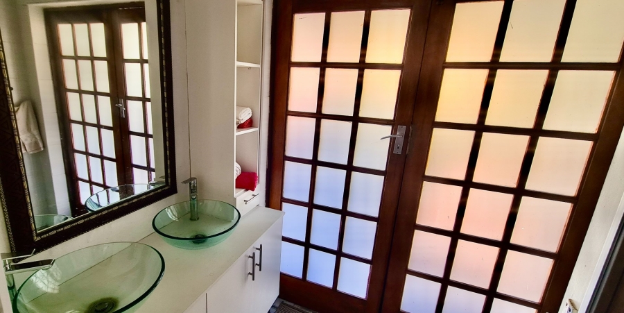 4 Bedroom Property for Sale in Durban North KwaZulu-Natal