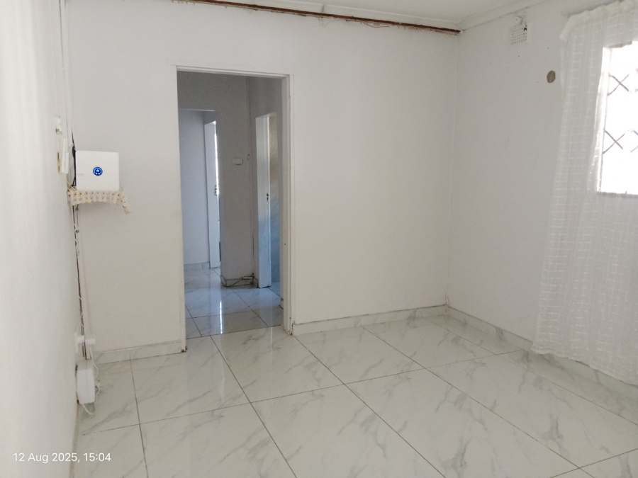 6 Bedroom Property for Sale in Orient Heights KwaZulu-Natal