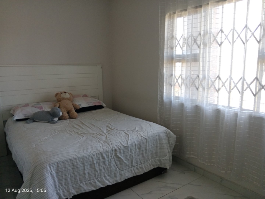 6 Bedroom Property for Sale in Orient Heights KwaZulu-Natal